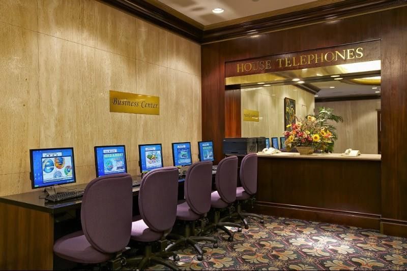 Wellington Hotel New York Business photo